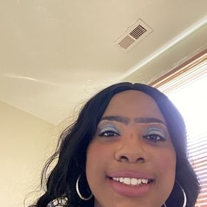 Meet your Posher, Michelia